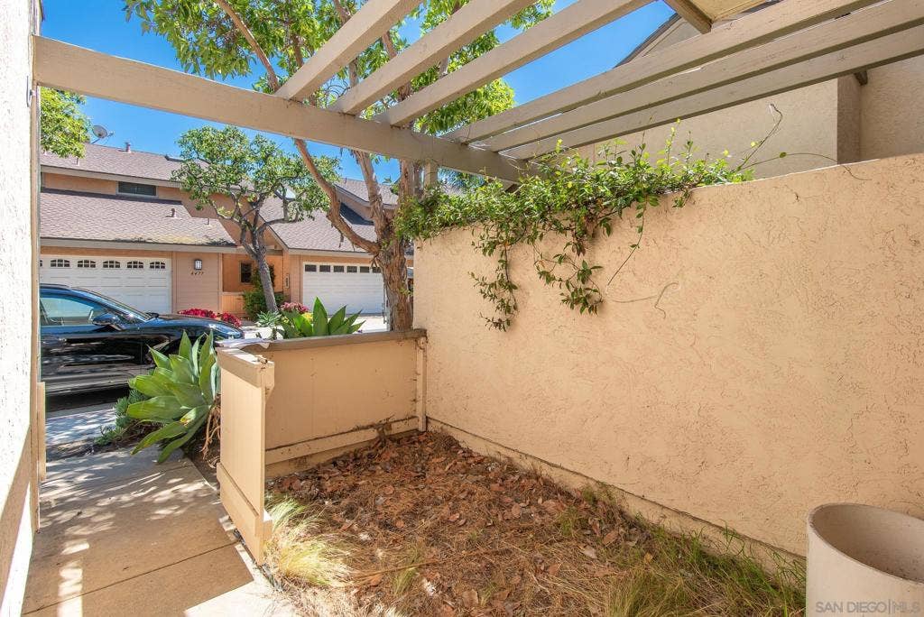 4478 Via Pasear, San Diego, CA 92122 4478 Via Pasear, San Diego, CA 92122
