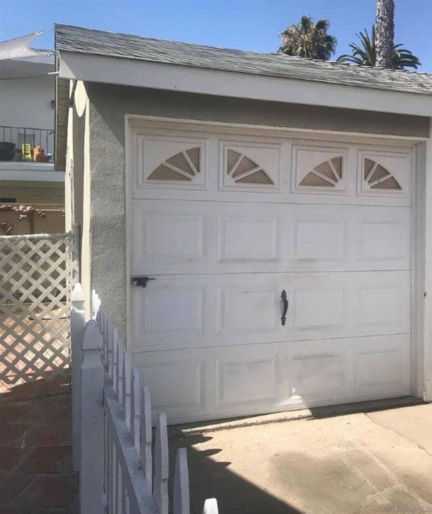 218 E Connecticut Ave, Vista, CA 92084 Unit #220