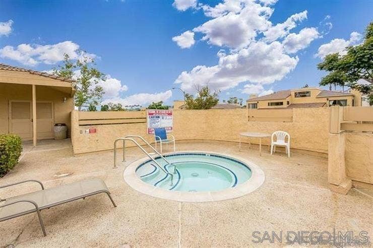7959 Caminito DIA, #4, San Diego, CA 92122