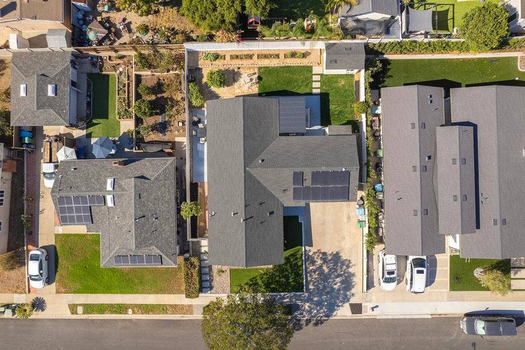 3270 Innuit Ave, San Diego, CA 92117 3270 Innuit Ave, San Diego, CA 92117