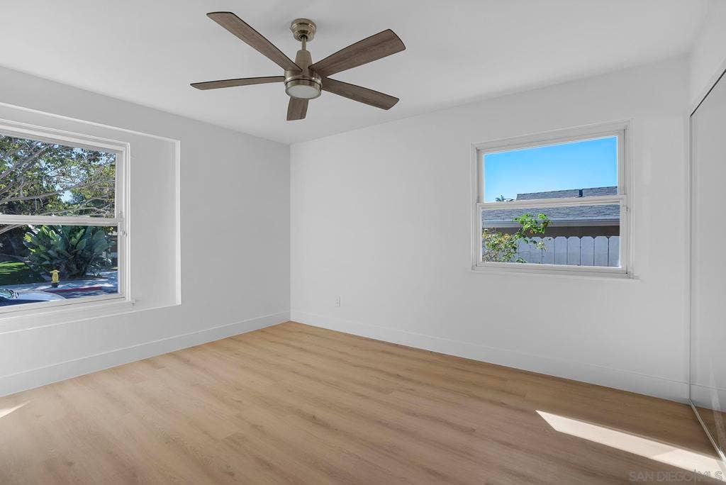 3270 Innuit Ave, San Diego, CA 92117 Bedroom