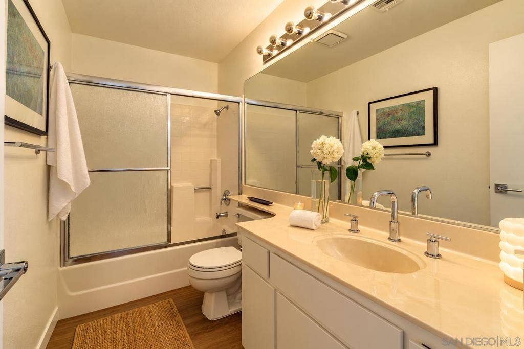 2001 Camino Parocela E, #C22, Palm Springs, CA 92264 2001 Camino Parocela E, #C22, Palm Springs, CA 92264