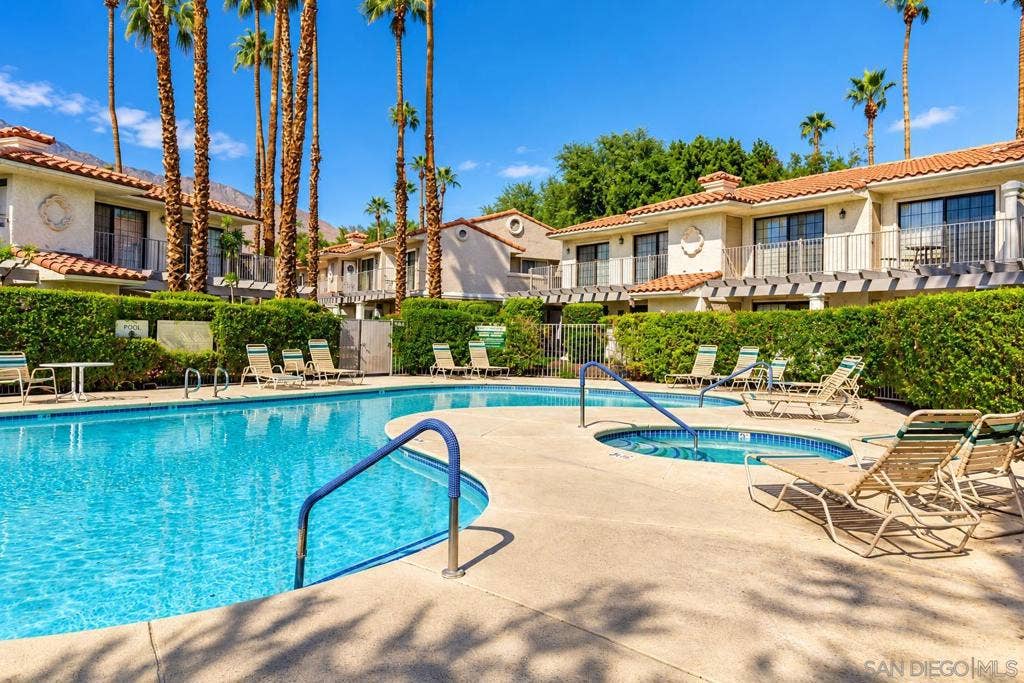 2001 Camino Parocela E, #C22, Palm Springs, CA 92264 2001 Camino Parocela E, #C22, Palm Springs, CA 92264