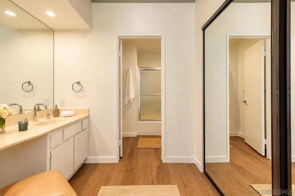 2001 Camino Parocela E, #C22, Palm Springs, CA 92264 2001 Camino Parocela E, #C22, Palm Springs, CA 92264