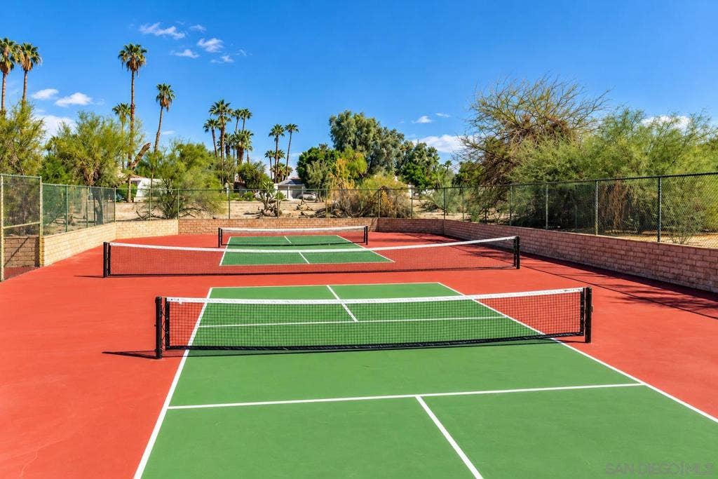 2001 Camino Parocela E, #C22, Palm Springs, CA 92264 2001 Camino Parocela E, #C22, Palm Springs, CA 92264