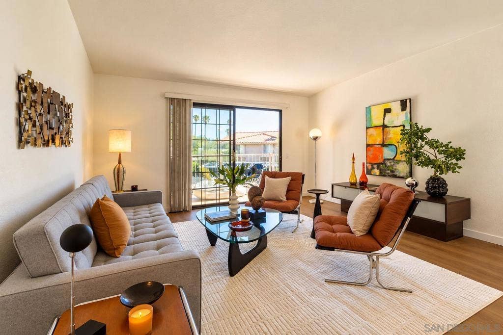 2001 Camino Parocela E, #C22, Palm Springs, CA 92264 2001 Camino Parocela E, #C22, Palm Springs, CA 92264