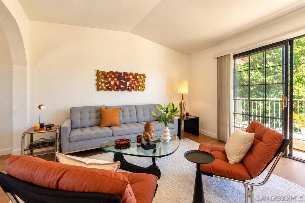 2001 Camino Parocela E, #C22, Palm Springs, CA 92264 2001 Camino Parocela E, #C22, Palm Springs, CA 92264