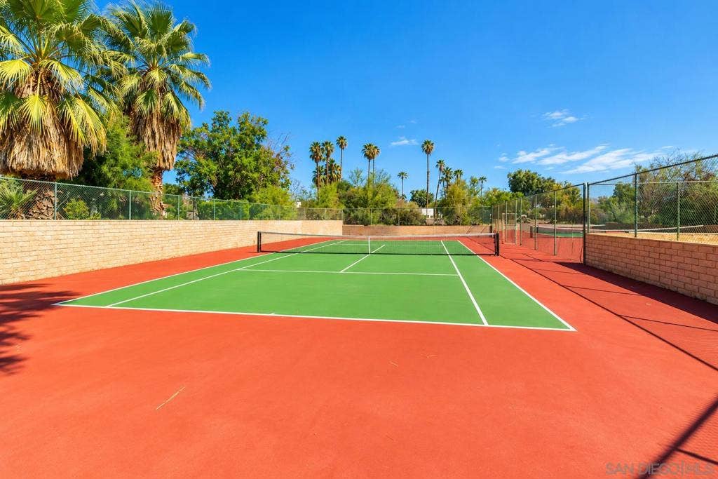 2001 Camino Parocela E, #C22, Palm Springs, CA 92264 2001 Camino Parocela E, #C22, Palm Springs, CA 92264
