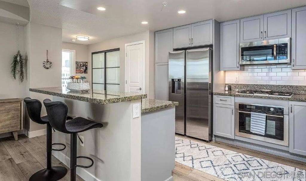 510 1st Ave, #1605, San Diego, CA 92101 510 1st Ave, #1605, San Diego, CA 92101