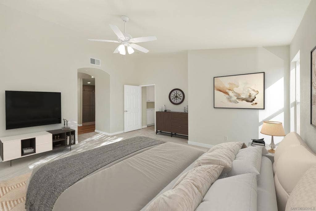 10636 Briarlake Woods Drive, San Diego, CA 92130 10636 Briarlake Woods Drive, San Diego, CA 92130