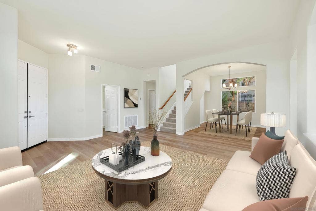 10636 Briarlake Woods Drive, San Diego, CA 92130 10636 Briarlake Woods Drive, San Diego, CA 92130