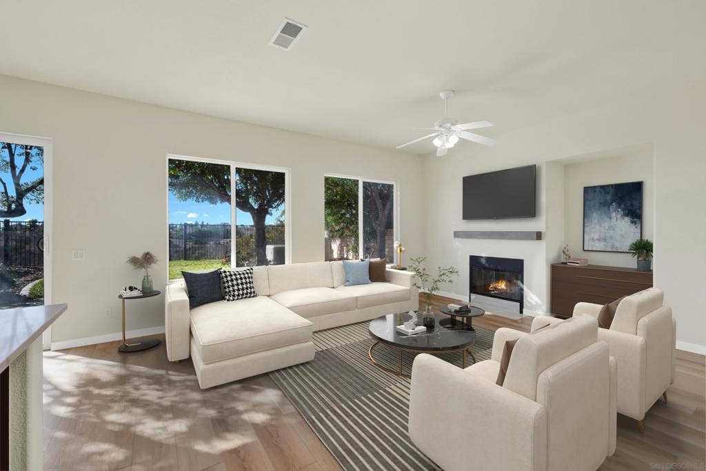 10636 Briarlake Woods Drive, San Diego, CA 92130 10636 Briarlake Woods Drive, San Diego, CA 92130