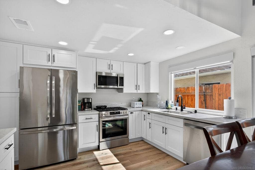 1461 Autumn Woods Pl, Escondido, CA 92029 1461 Autumn Woods Pl, Escondido, CA 92029