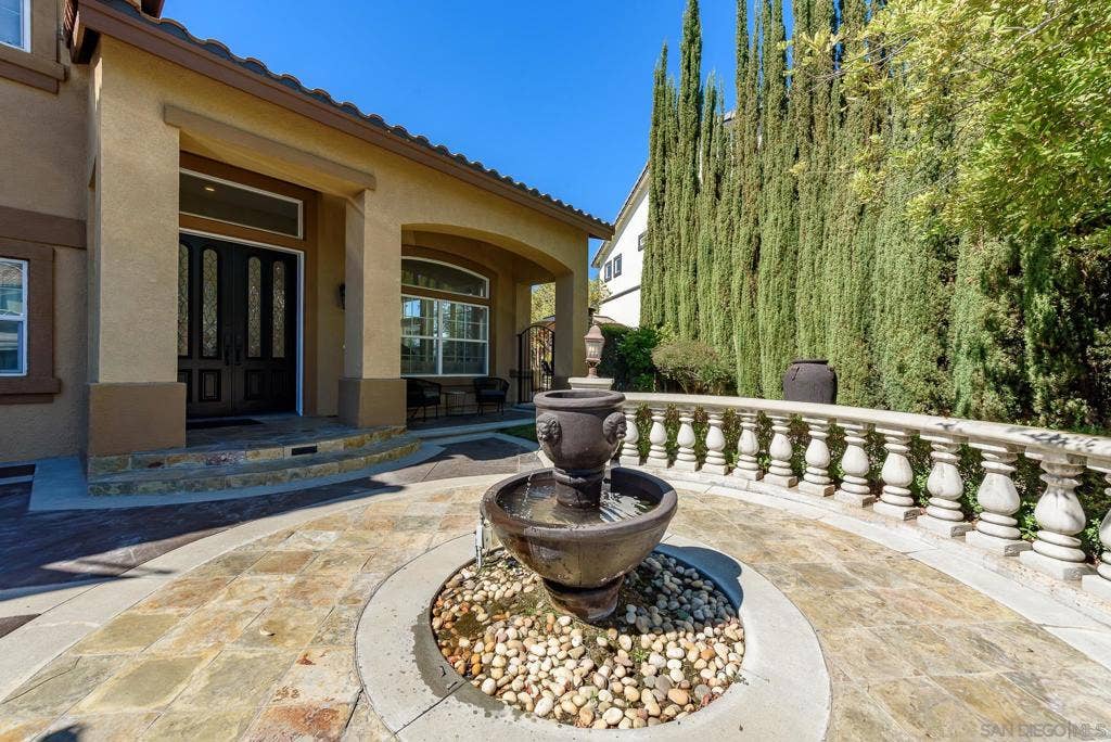 877 S Blue Vista, Anaheim, CA 92808