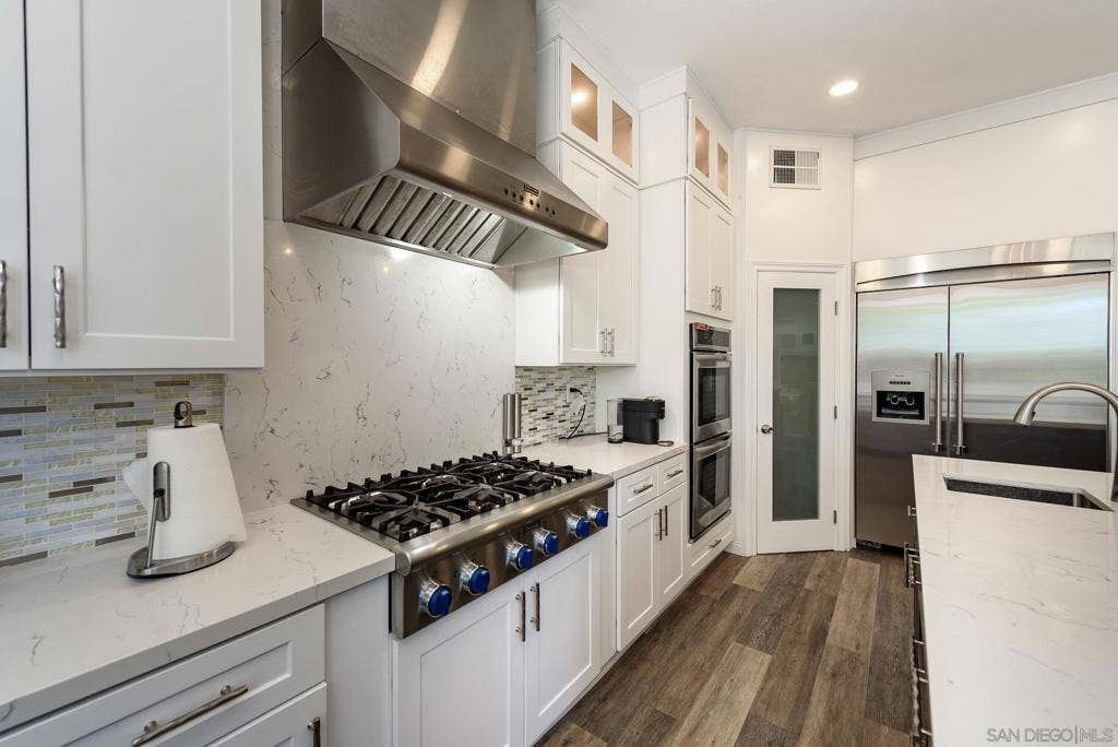 877 S Blue Vista, Anaheim, CA 92808