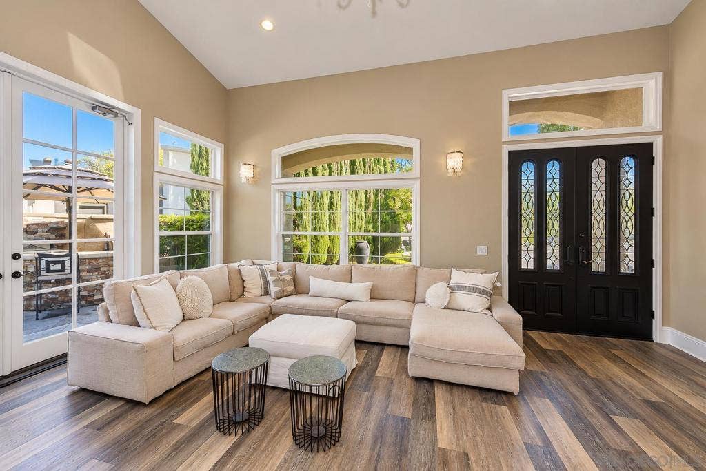 877 S Blue Vista, Anaheim, CA 92808