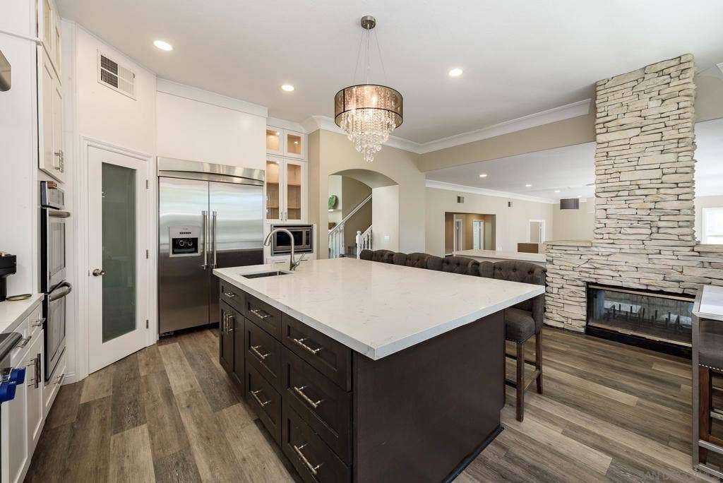 877 S Blue Vista, Anaheim, CA 92808