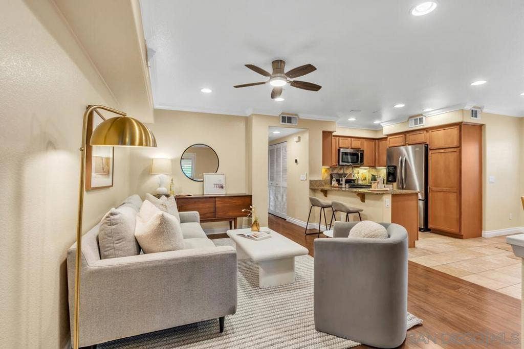 3463 Coastine Pl, San Diego, CA 92110 3463 Coastine Pl, San Diego, CA 92110