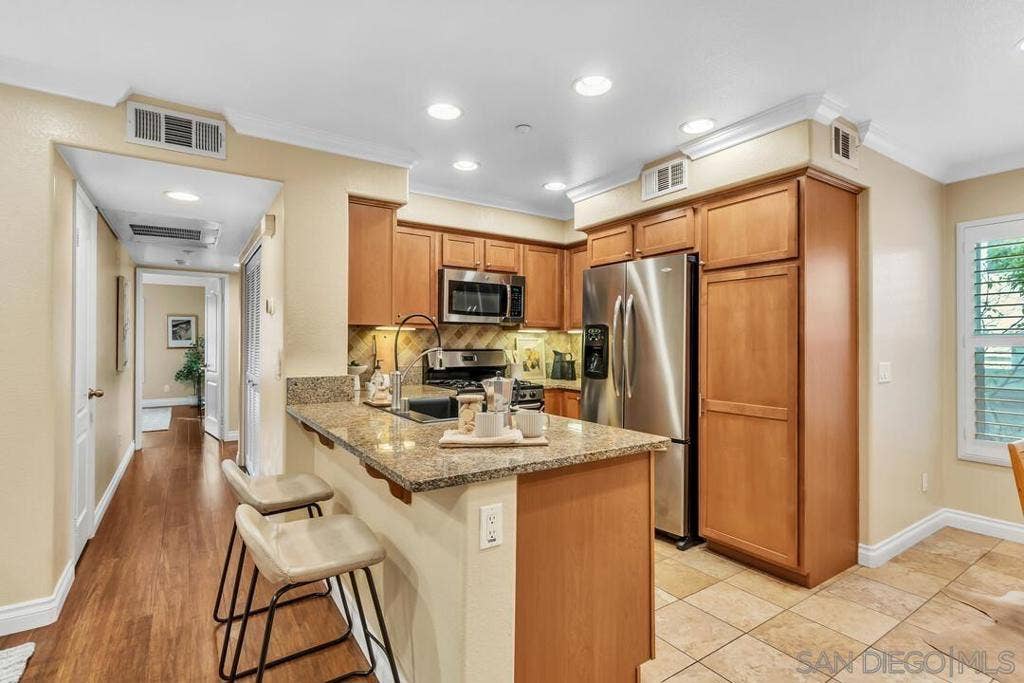 3463 Coastine Pl, San Diego, CA 92110 3463 Coastine Pl, San Diego, CA 92110