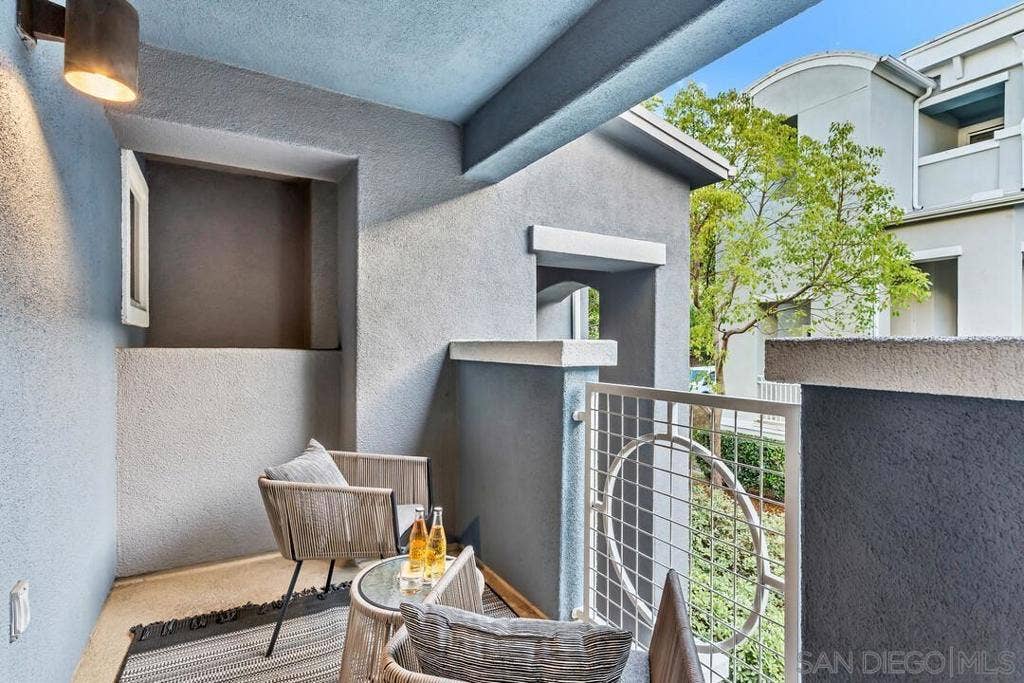 3463 Coastine Pl, San Diego, CA 92110 3463 Coastine Pl, San Diego, CA 92110
