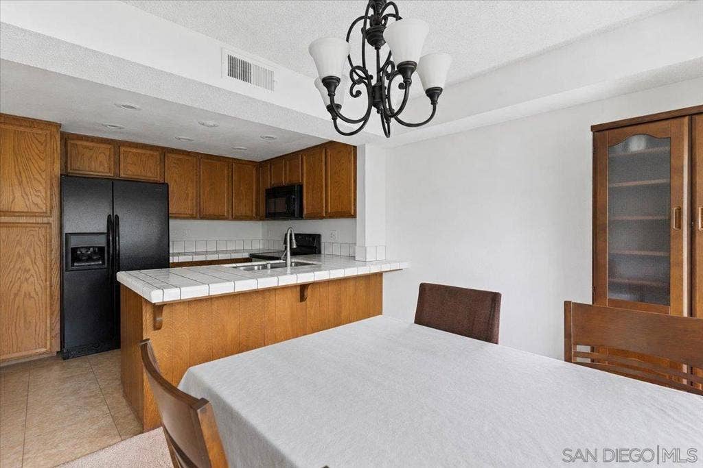 10424 Ridgewater Ln, San Diego, CA 92131 Digitally Altered