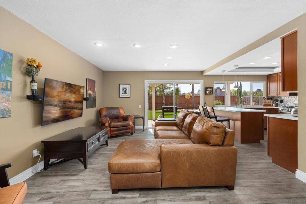 12645 Calma Ct, San Diego, CA 92128 12645 Calma Ct, San Diego, CA 92128