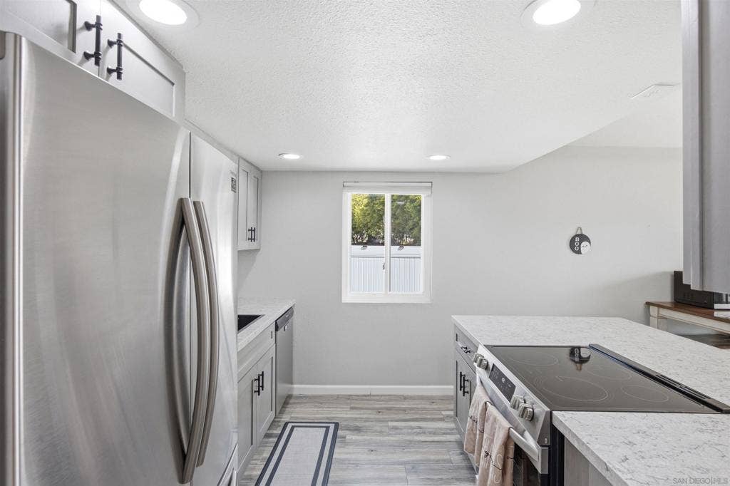 1640 Maple Drive, Chula Vista, CA 91911 1640 Maple Drive, Chula Vista, CA 91911