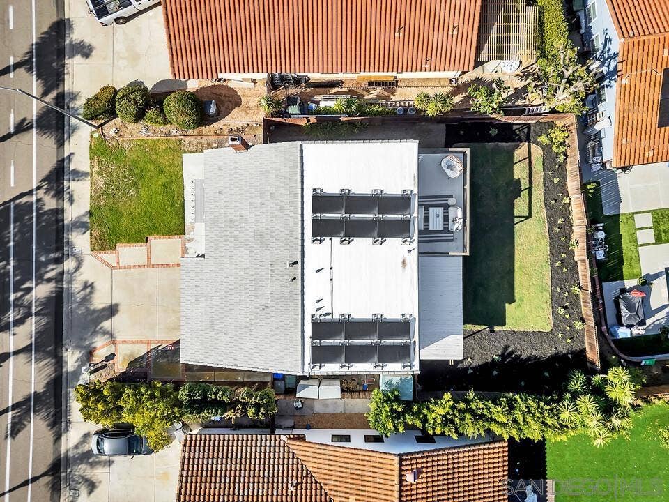 377 N Willowspring Drive, Encinitas, CA 92024 Aerial View