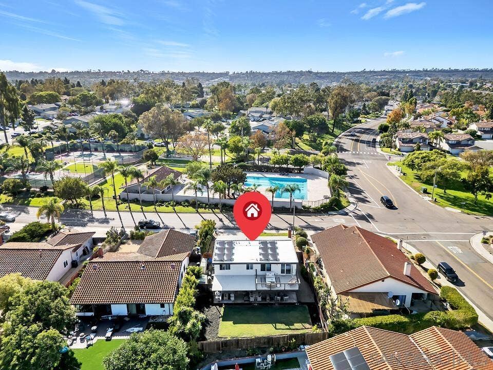377 N Willowspring Drive, Encinitas, CA 92024 Aerial View