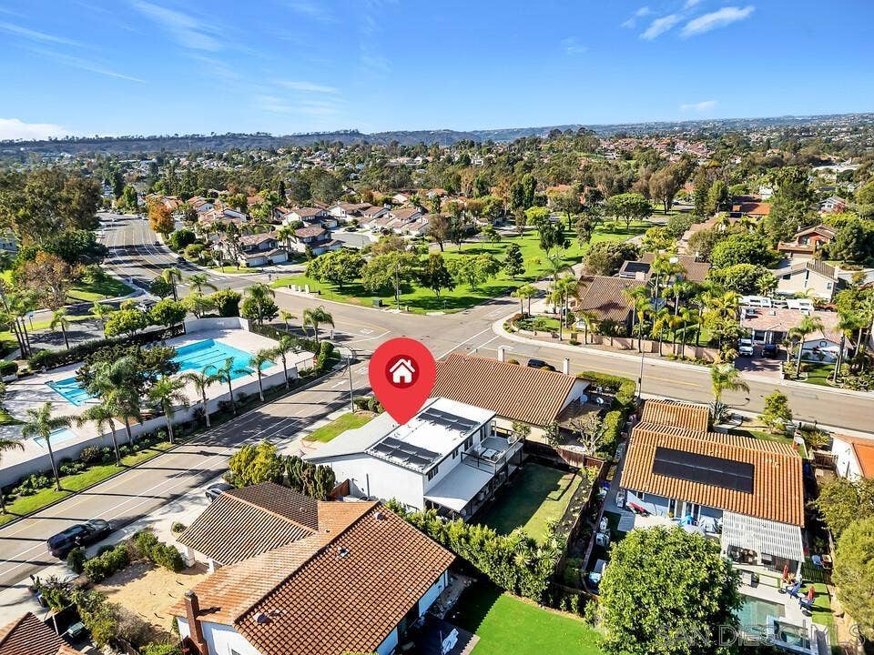 377 N Willowspring Drive, Encinitas, CA 92024 Aerial View