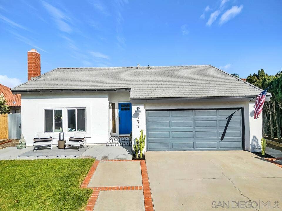 377 N Willowspring Drive, Encinitas, CA 92024 Exterior Front