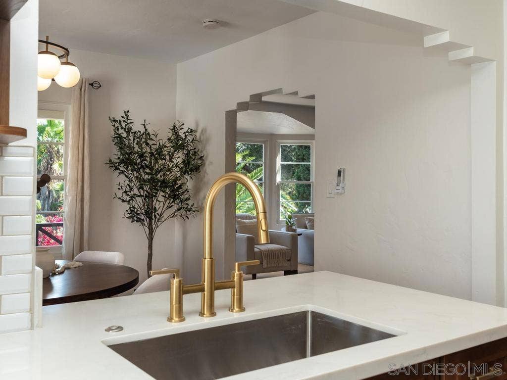 4533 45Th, San Diego, CA 92115