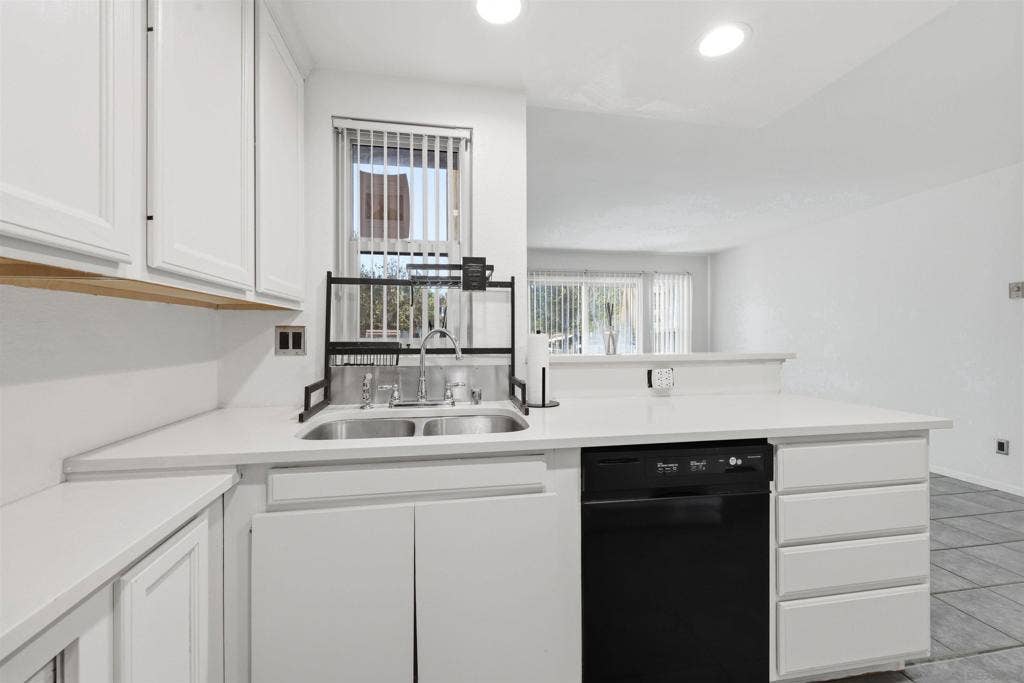 5918 Rancho Mission, #59, San Diego, CA 92108 5918 Rancho Mission, #59, San Diego, CA 92108