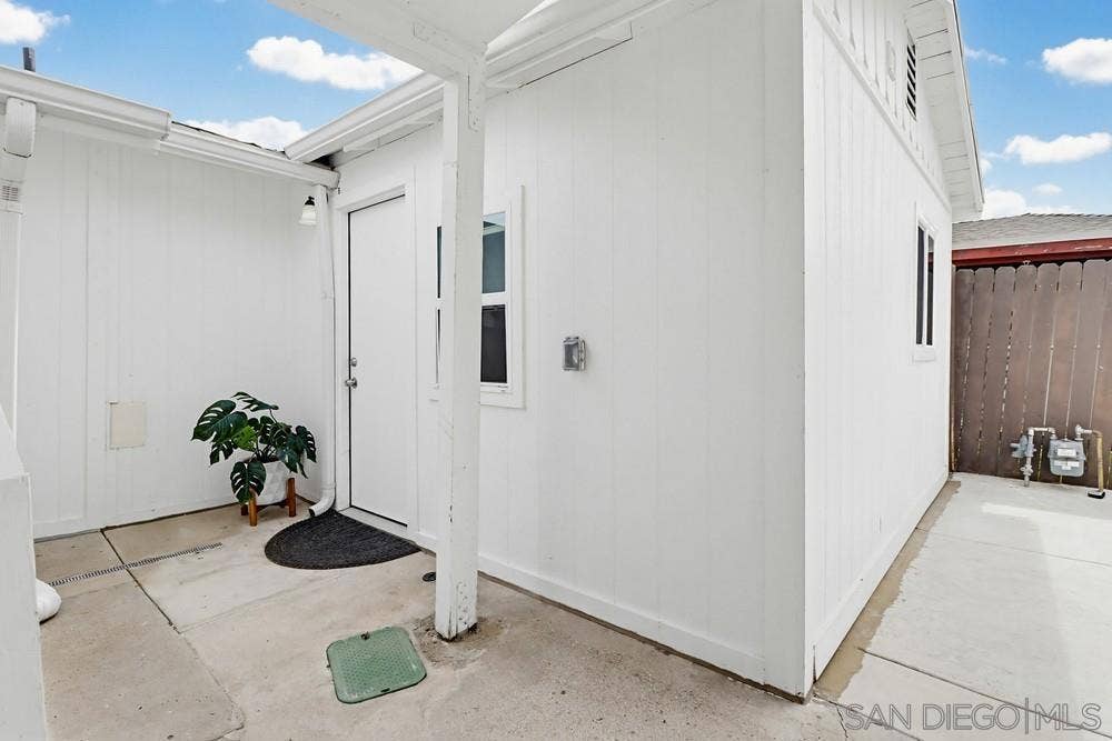 3281 New Jersey, Lemon Grove, CA 91945 3281 New Jersey, Lemon Grove, CA 91945
