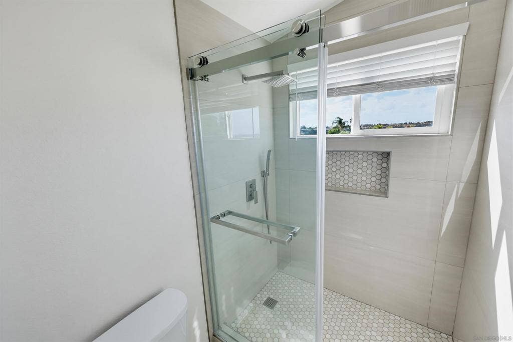 7753 Roan Rd, San Diego, CA 92129 7753 Roan Rd, San Diego, CA 92129