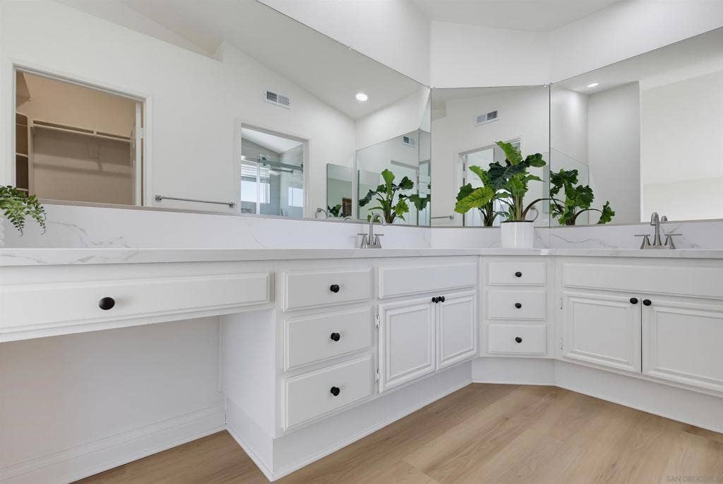 7753 Roan Rd, San Diego, CA 92129 7753 Roan Rd, San Diego, CA 92129