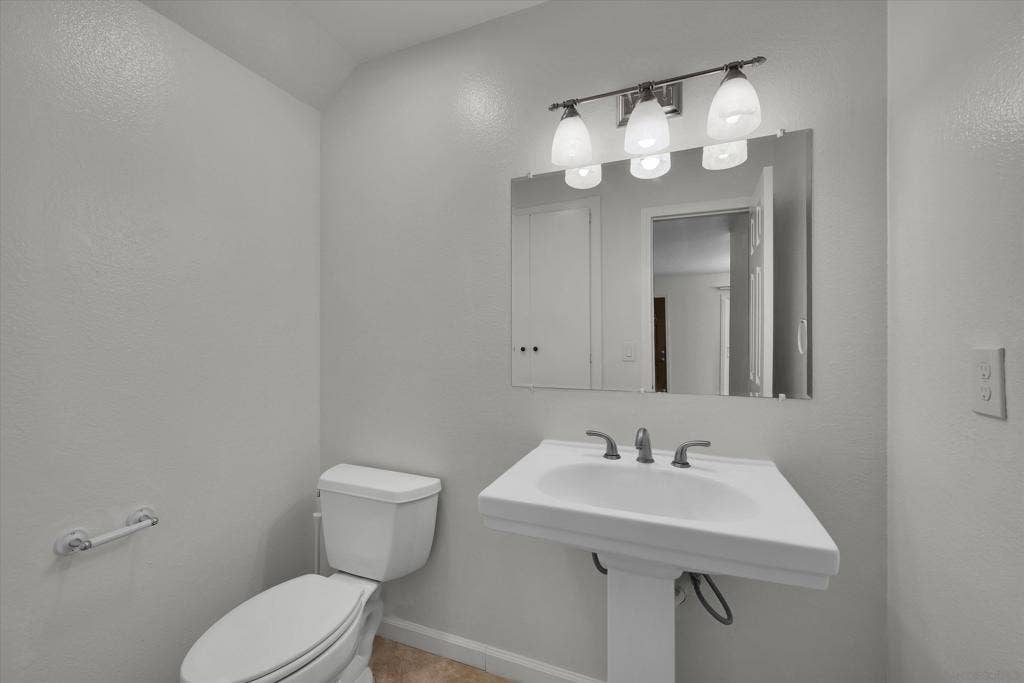 4150 Camino Ticino, San Diego, CA 92122 4150 Camino Ticino, San Diego, CA 92122