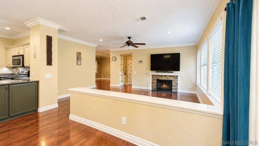1387 Corte Bagalso, San Marcos, CA 92069