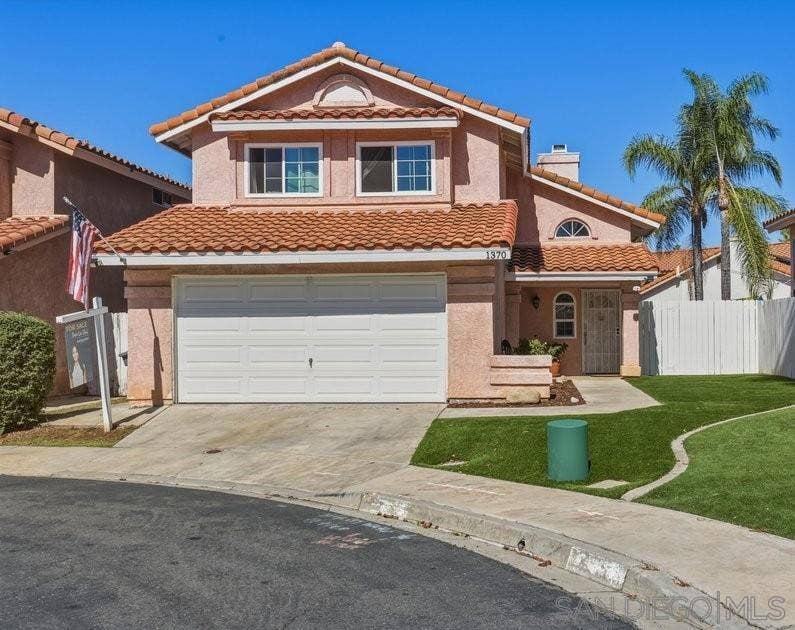 Property photo for 1370 Hiawatha Gln, Escondido, CA