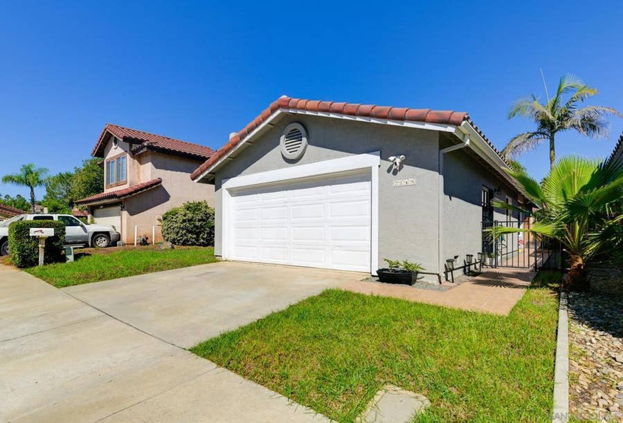 Property photo for 2148 Pueblo Glen, Escondido, CA
