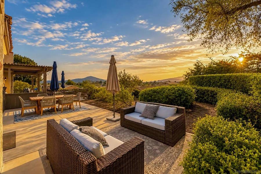 Property photo for 1318 Gary Ln, Escondido, CA