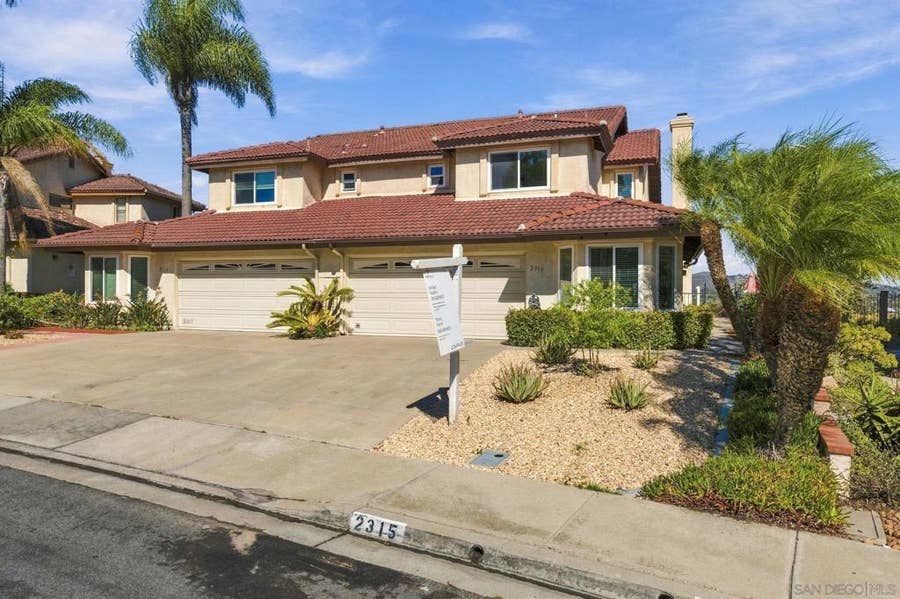 Property photo for 2315 Summerhill Dr, Encinitas, CA