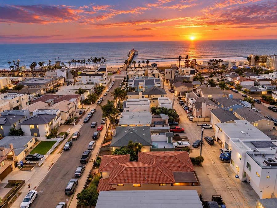Property photo for 190 Evergreen Ave, Imperial Beach, CA