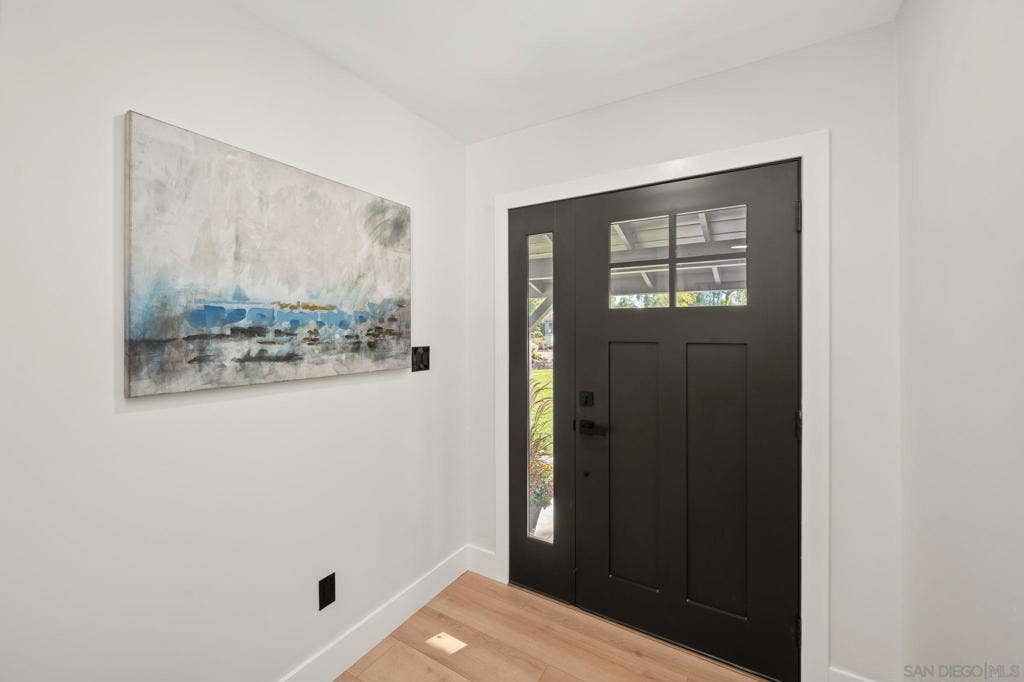 2004 Shire Drive, El Cajon, CA 92019 2004 Shire Drive, El Cajon, CA 92019