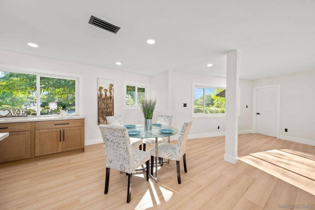 2004 Shire Drive, El Cajon, CA 92019 2004 Shire Drive, El Cajon, CA 92019