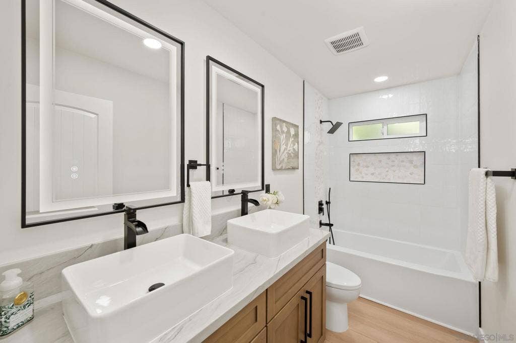 2004 Shire Drive, El Cajon, CA 92019 2004 Shire Drive, El Cajon, CA 92019