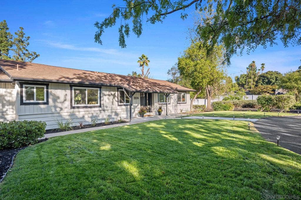 2004 Shire Drive, El Cajon, CA 92019 2004 Shire Drive, El Cajon, CA 92019