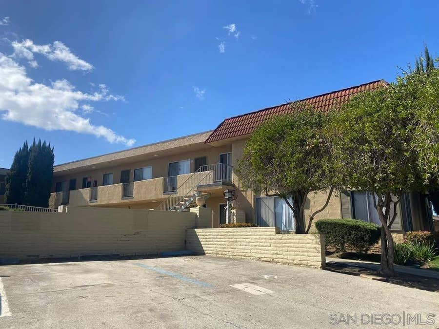 Property photo for 1259 E Ohio Ave, Escondido, CA