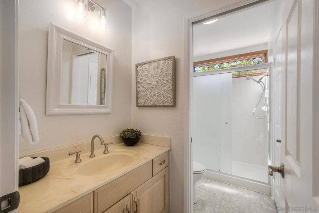 17220 Merlot Pl, Poway, CA 92064 17220 Merlot Pl, Poway, CA 92064