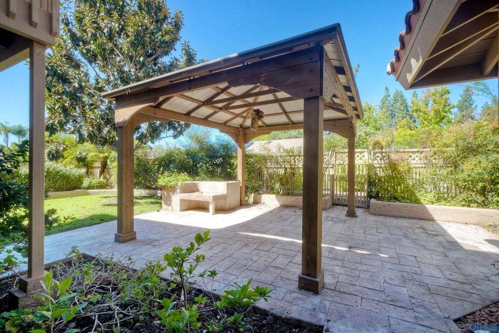17220 Merlot Pl, Poway, CA 92064 17220 Merlot Pl, Poway, CA 92064
